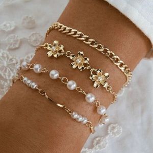 Set of bracelets